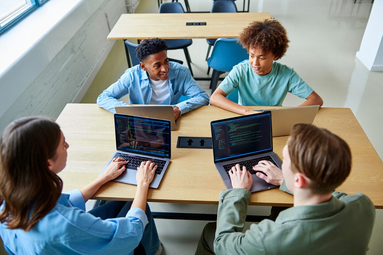 Bootcamp intensif : comment se former au développement web et mobile en un temps record