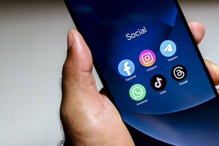 Voici notre guide des meilleurs outils optimisation réseaux sociaux